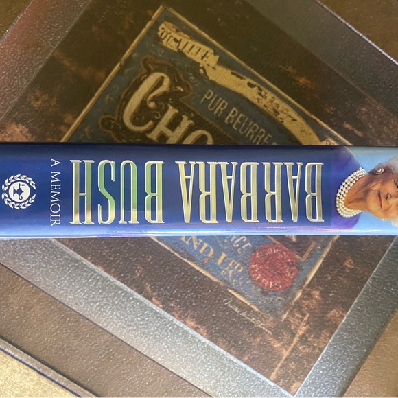 A mentor Barbara Bush hardcover book - Picture 2 of 4